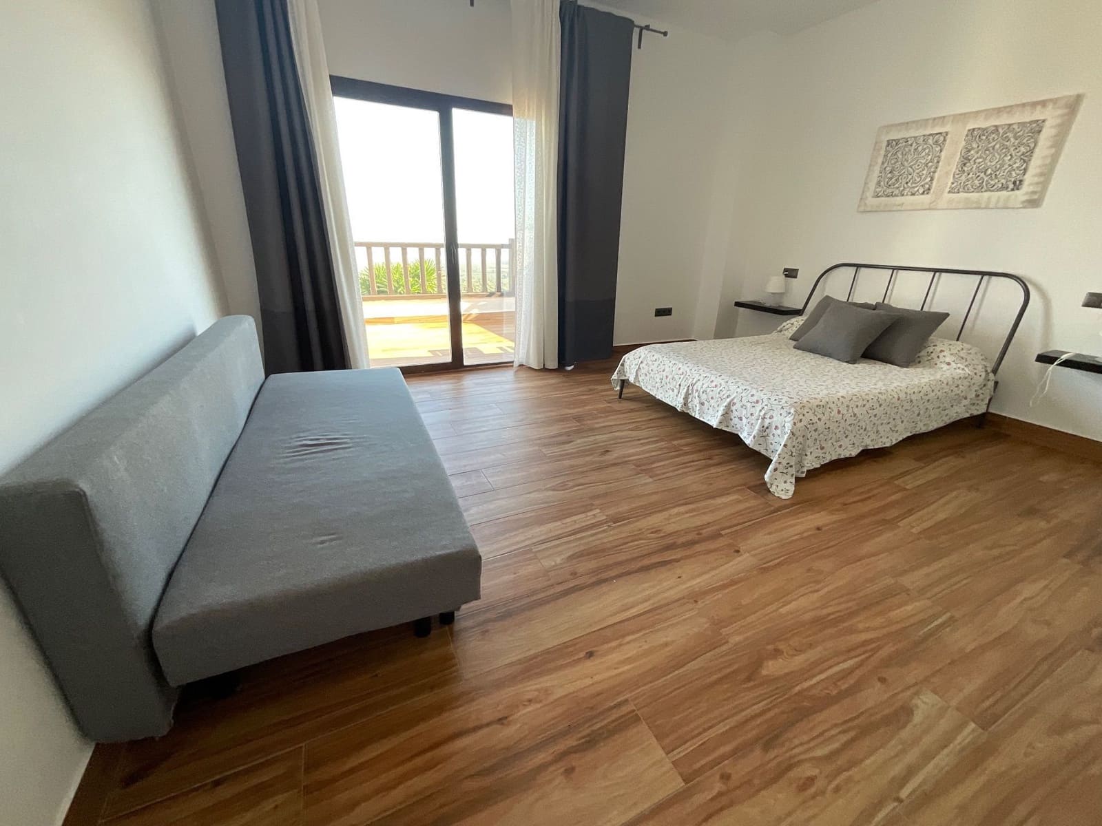 6 soveværelse Villa til leje i Antequera - € 3.000 (Ref: 9036356)