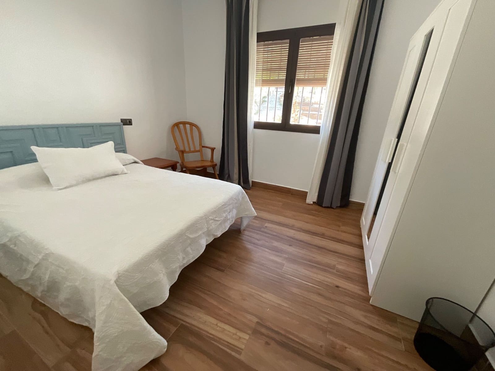 6 soveværelse Villa til leje i Antequera - € 3.000 (Ref: 9036356)