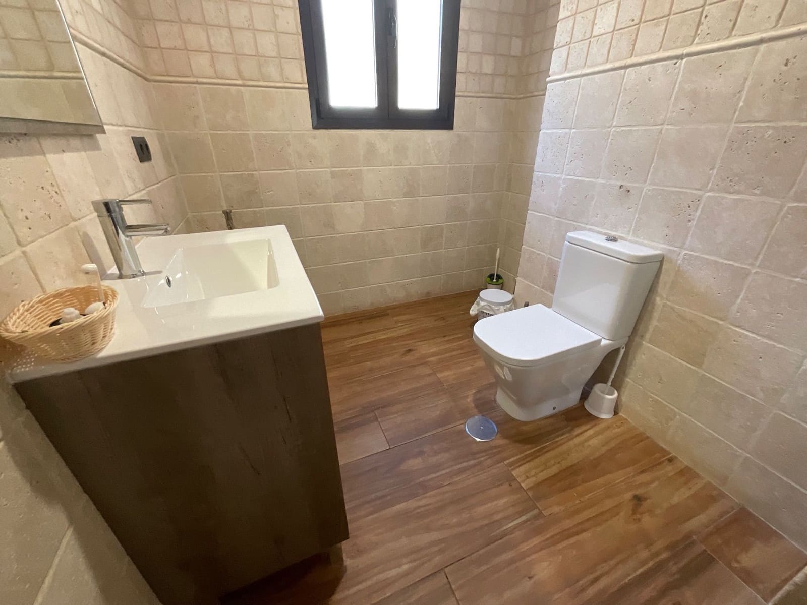 6 soveværelse Villa til leje i Antequera - € 3.000 (Ref: 9036356)