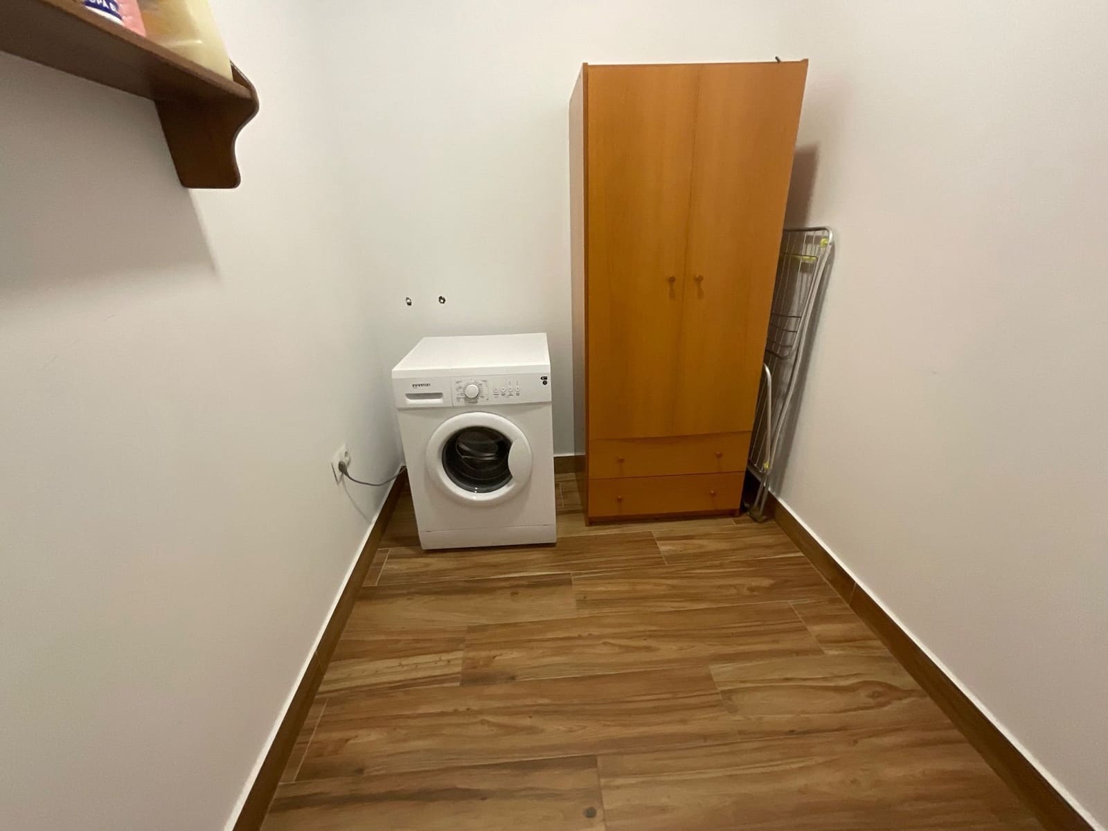 6 soveværelse Villa til leje i Antequera - € 3.000 (Ref: 9036356)