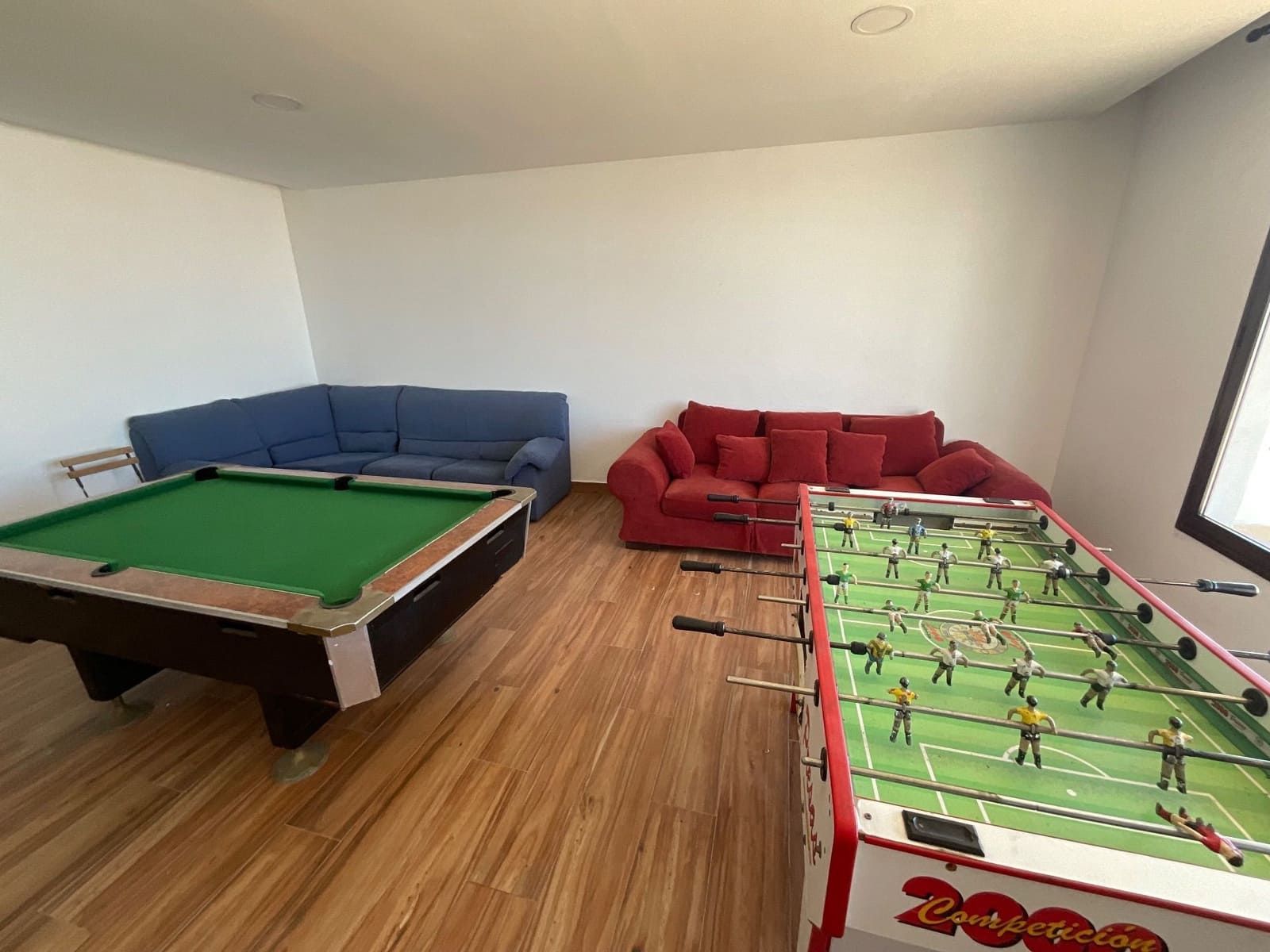 6 soveværelse Villa til leje i Antequera - € 3.000 (Ref: 9036356)