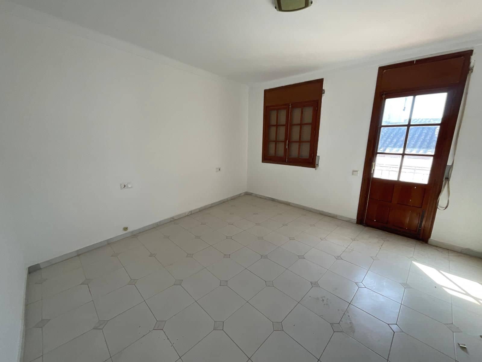 3 soveværelse Lejlighed til salg i Sierra de Yeguas - € 45.000 (Ref: 9036360)