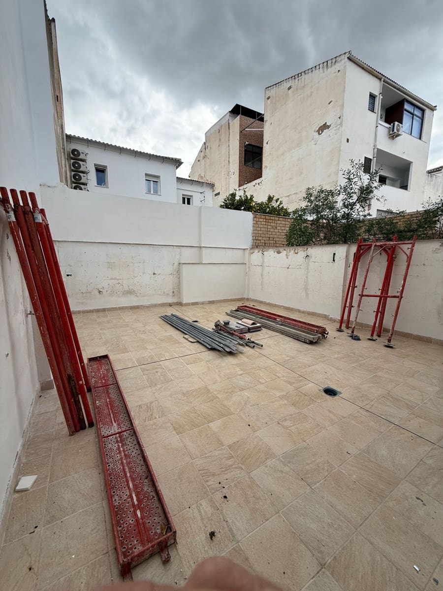 5 soverom Villa til salgs i Antequera med svømmebasseng - € 349 000 (Ref: 9036366)