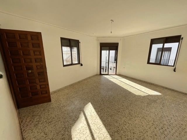 3 soverom Villa til salgs i Antequera med garasje - € 180 000 (Ref: 9036368)