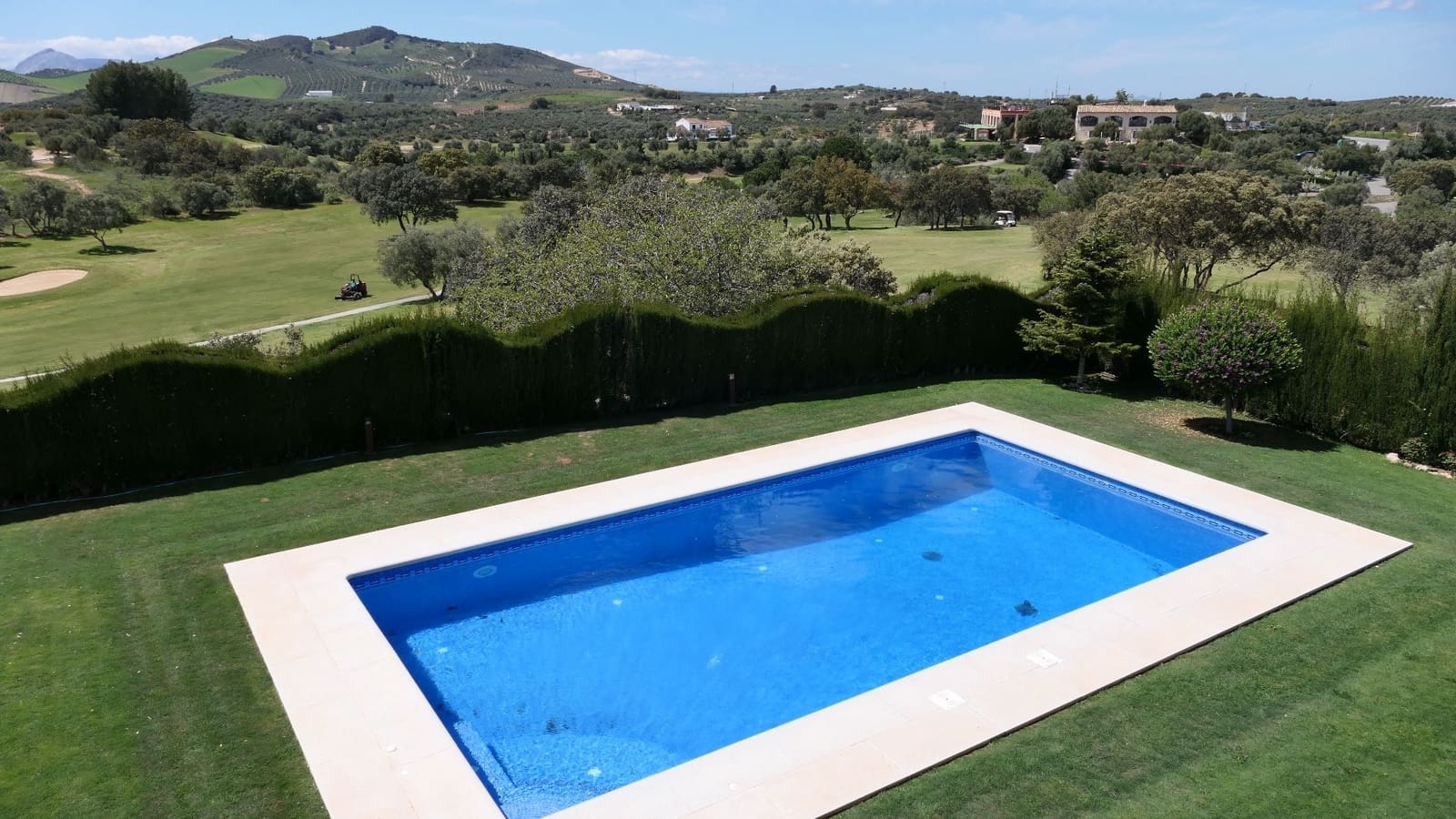 6 soveværelse Villa til salg i Antequera med swimmingpool garage - € 994.000 (Ref: 9036373)