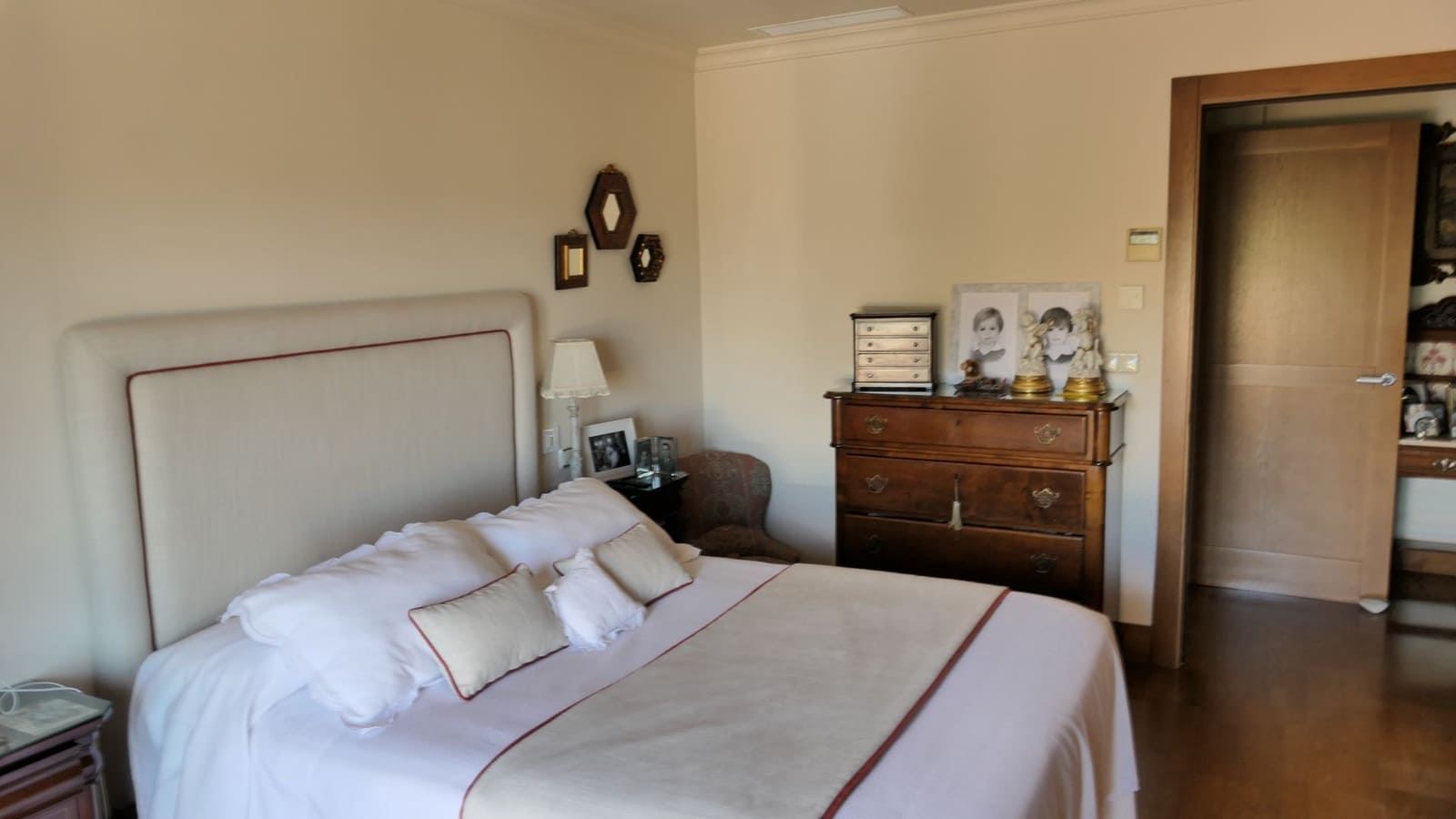 6 soveværelse Villa til salg i Antequera med swimmingpool garage - € 994.000 (Ref: 9036373)