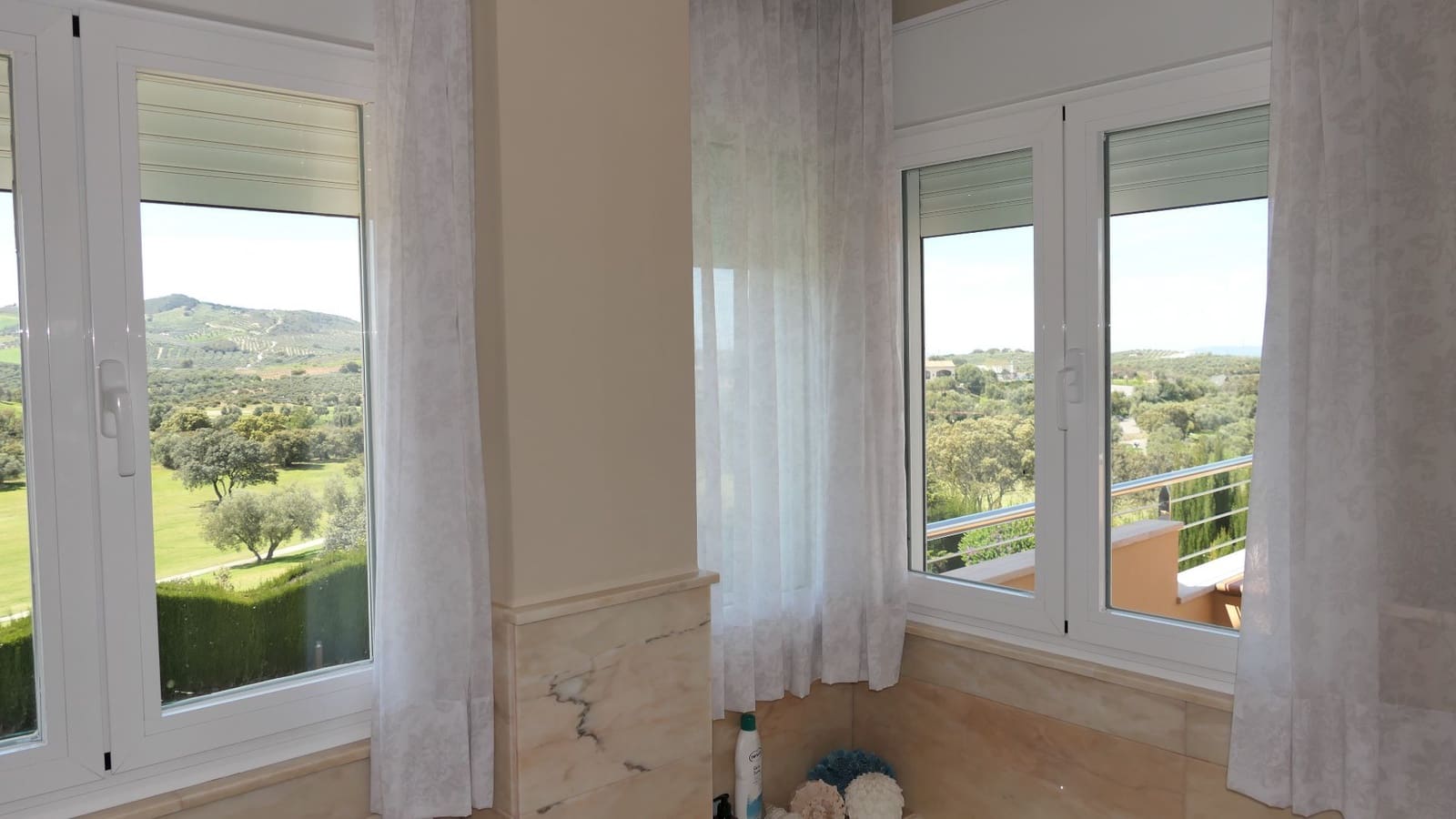 6 soveværelse Villa til salg i Antequera med swimmingpool garage - € 994.000 (Ref: 9036373)