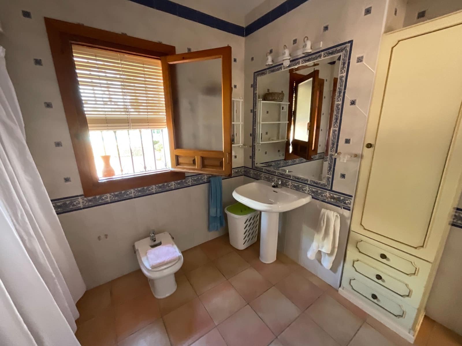 9 soveværelse Finca/Landehus til salg i Antequera med swimmingpool garage - € 999.990 (Ref: 9058803)