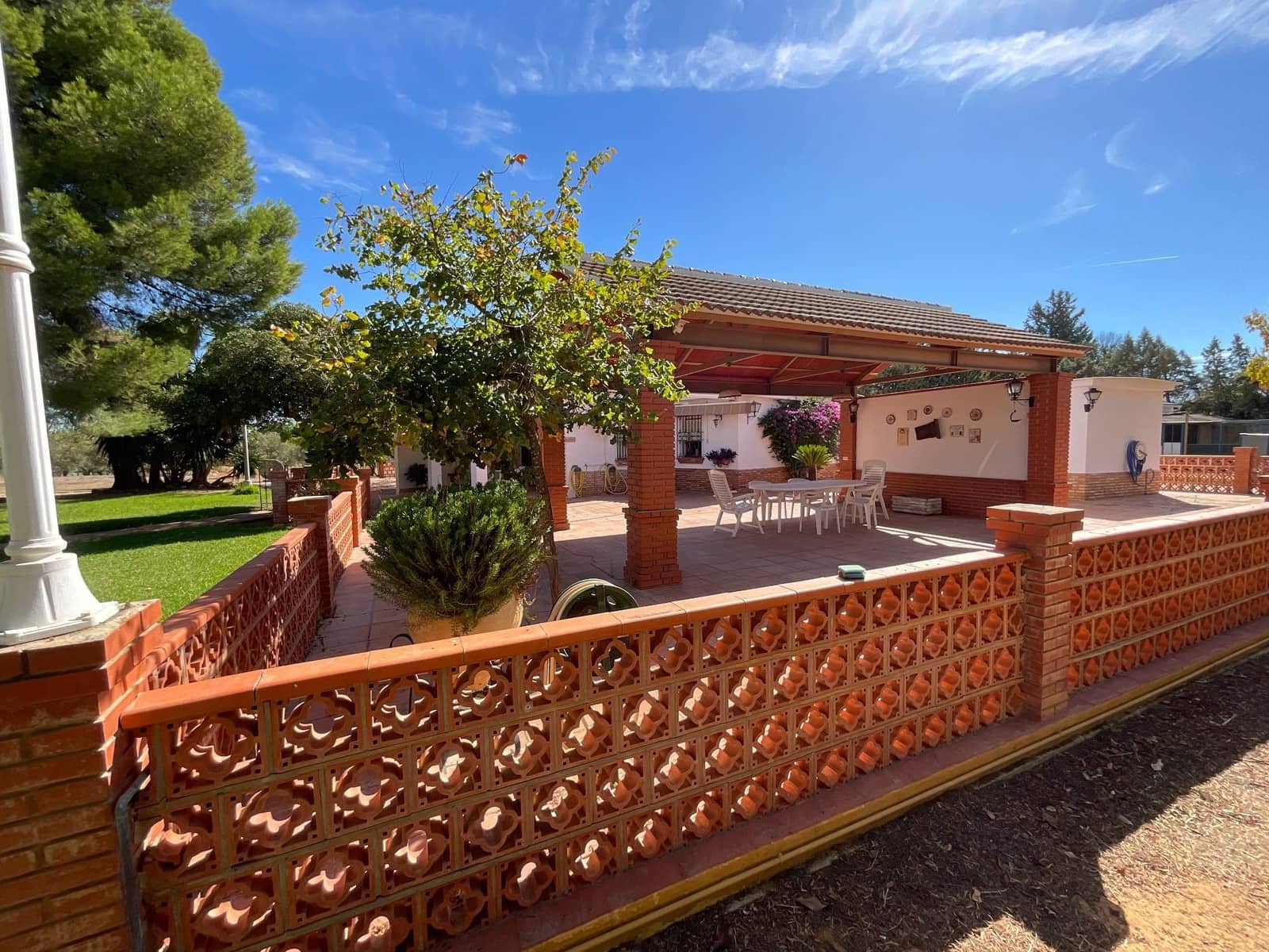 9 soveværelse Finca/Landehus til salg i Antequera med swimmingpool garage - € 999.990 (Ref: 9058803)