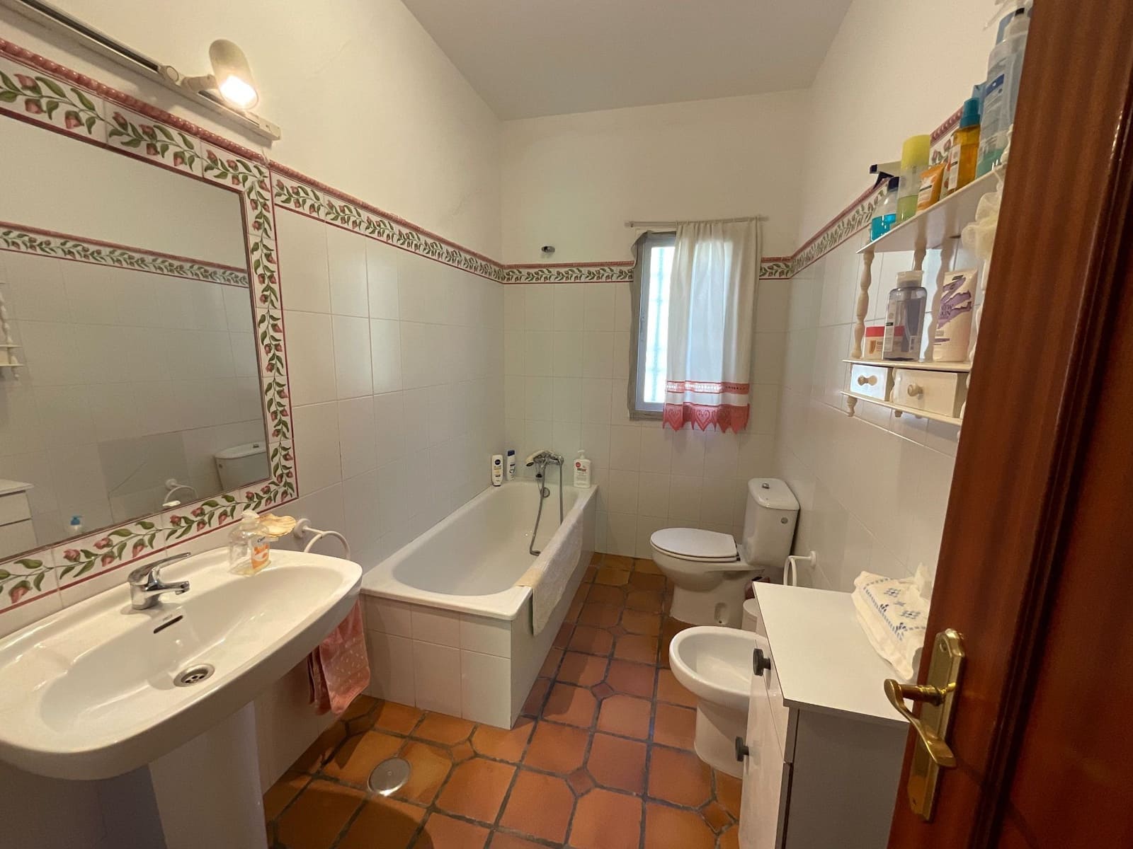 9 soveværelse Finca/Landehus til salg i Antequera med swimmingpool garage - € 999.990 (Ref: 9058803)