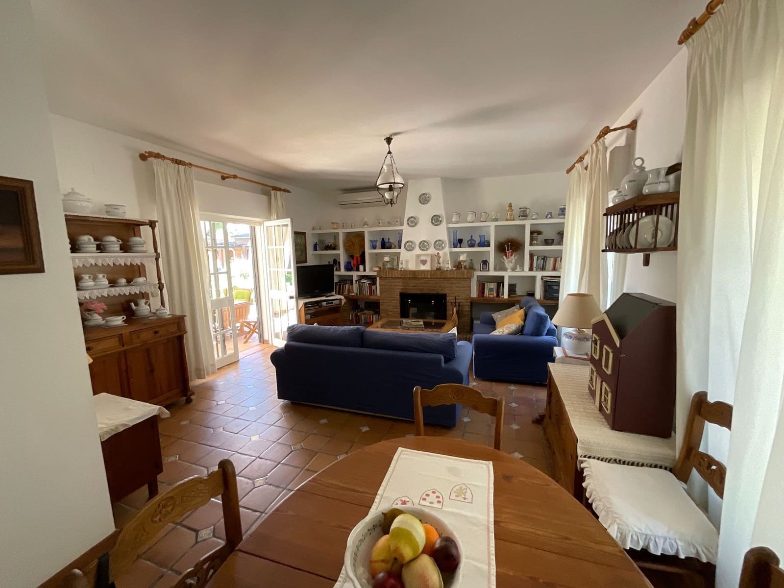 9 soveværelse Finca/Landehus til salg i Antequera med swimmingpool garage - € 999.990 (Ref: 9058803)