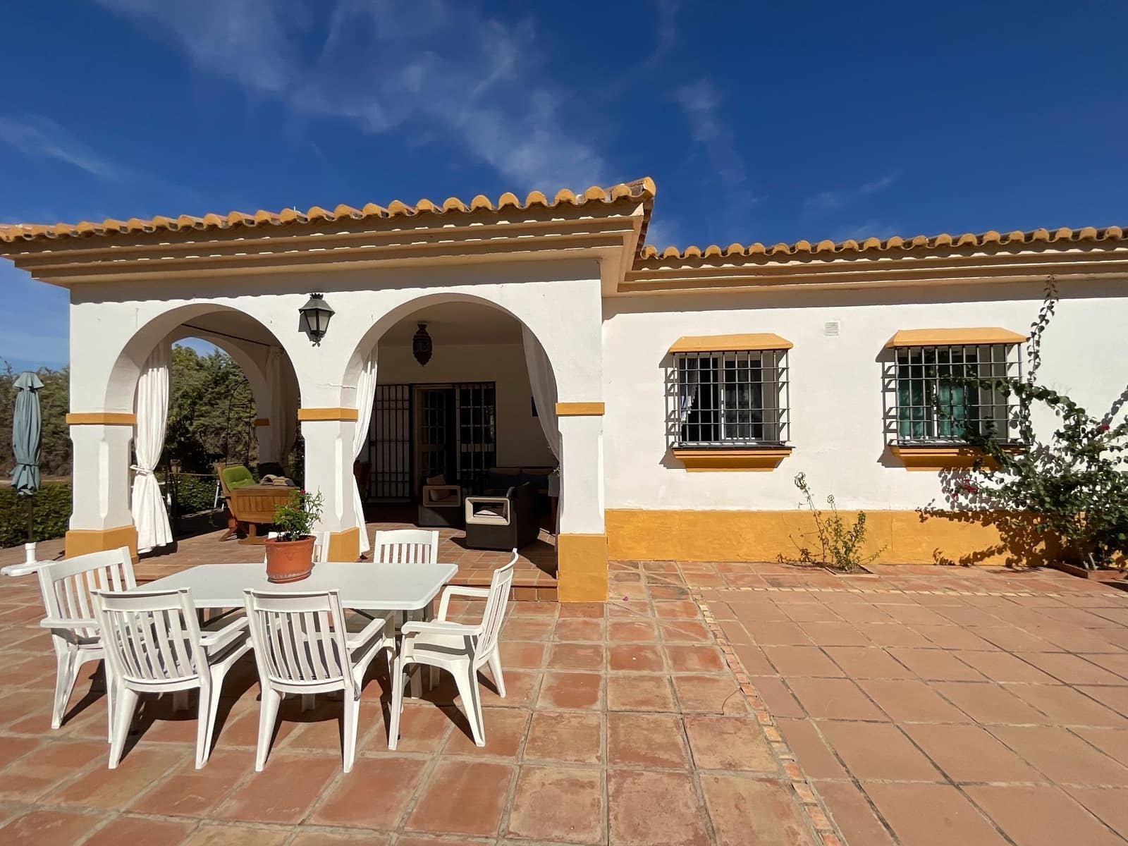9 soveværelse Finca/Landehus til salg i Antequera med swimmingpool garage - € 999.990 (Ref: 9058803)