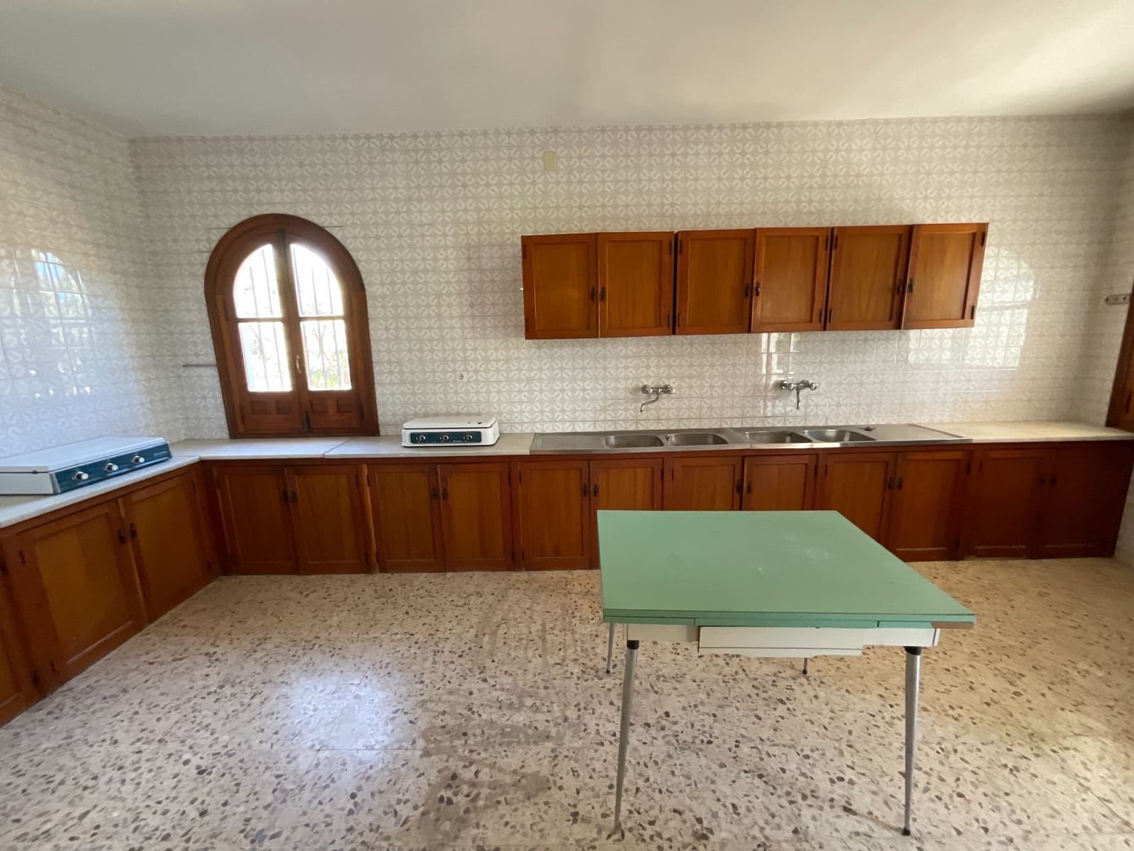 9 soveværelse Finca/Landehus til salg i Antequera med swimmingpool garage - € 999.990 (Ref: 9058803)