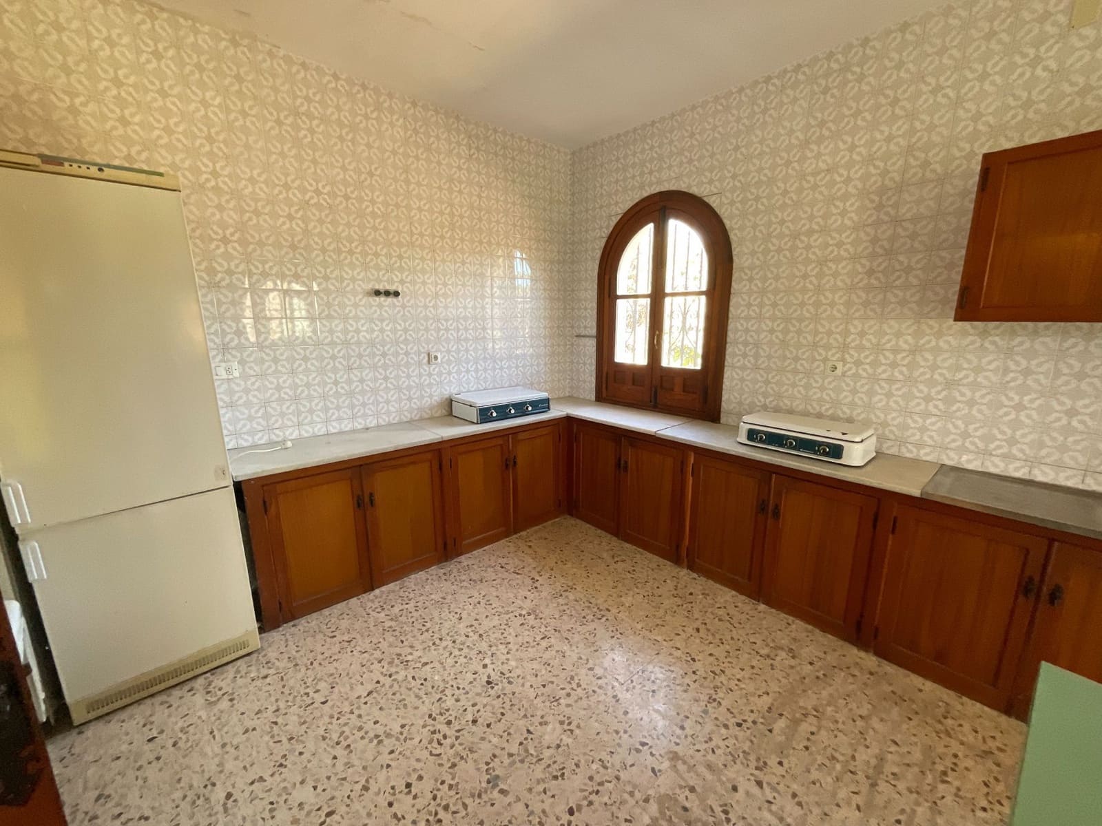 9 soveværelse Finca/Landehus til salg i Antequera med swimmingpool garage - € 999.990 (Ref: 9058803)