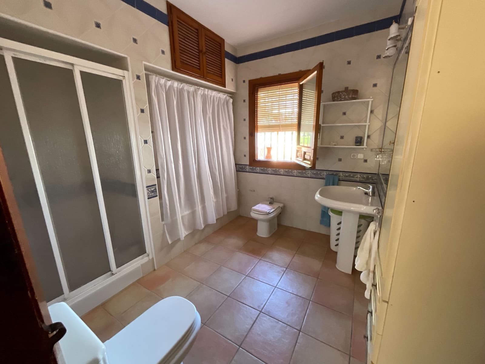 9 soveværelse Finca/Landehus til salg i Antequera med swimmingpool garage - € 999.990 (Ref: 9058803)