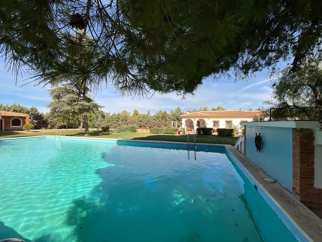 9 soverom Finca/Herregård til salgs i Antequera med svømmebasseng garasje - € 999 990 (Ref: 9058803)