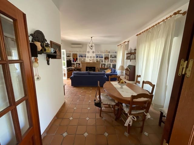 9 soverom Finca/Herregård til salgs i Antequera med svømmebasseng garasje - € 999 990 (Ref: 9058803)