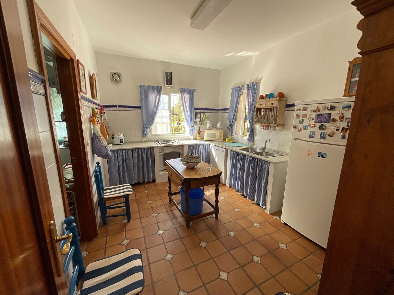 9 soveværelse Finca/Landehus til salg i Antequera med swimmingpool garage - € 999.990 (Ref: 9058803)