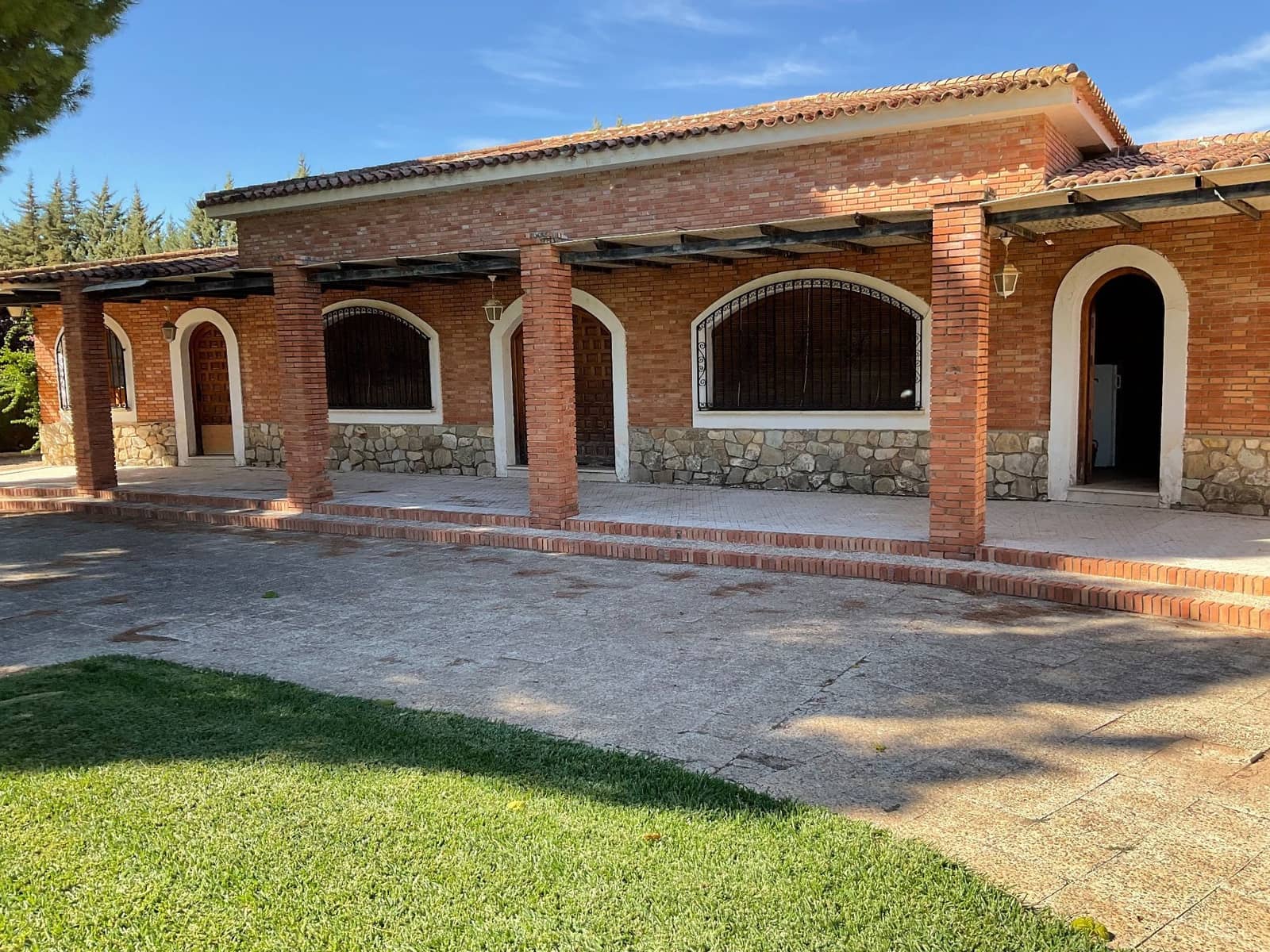 9 soveværelse Finca/Landehus til salg i Antequera med swimmingpool garage - € 999.990 (Ref: 9058803)