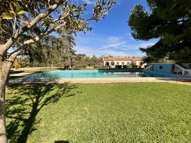 9 soverom Finca/Herregård til salgs i Antequera med svømmebasseng garasje - € 999 990 (Ref: 9058803)