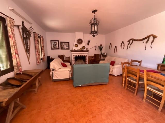 Finca/Landehus til salg i Antequera med swimmingpool garage - € 220.000 (Ref: 9146720)