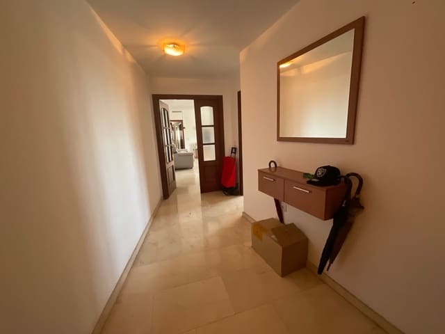 4 soveværelse Lejlighed til salg i Antequera - € 190.000 (Ref: 9173186)