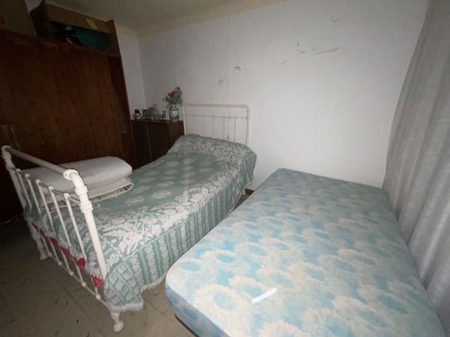 3 soveværelse Villa til salg i Antequera - € 96.000 (Ref: 9226173)