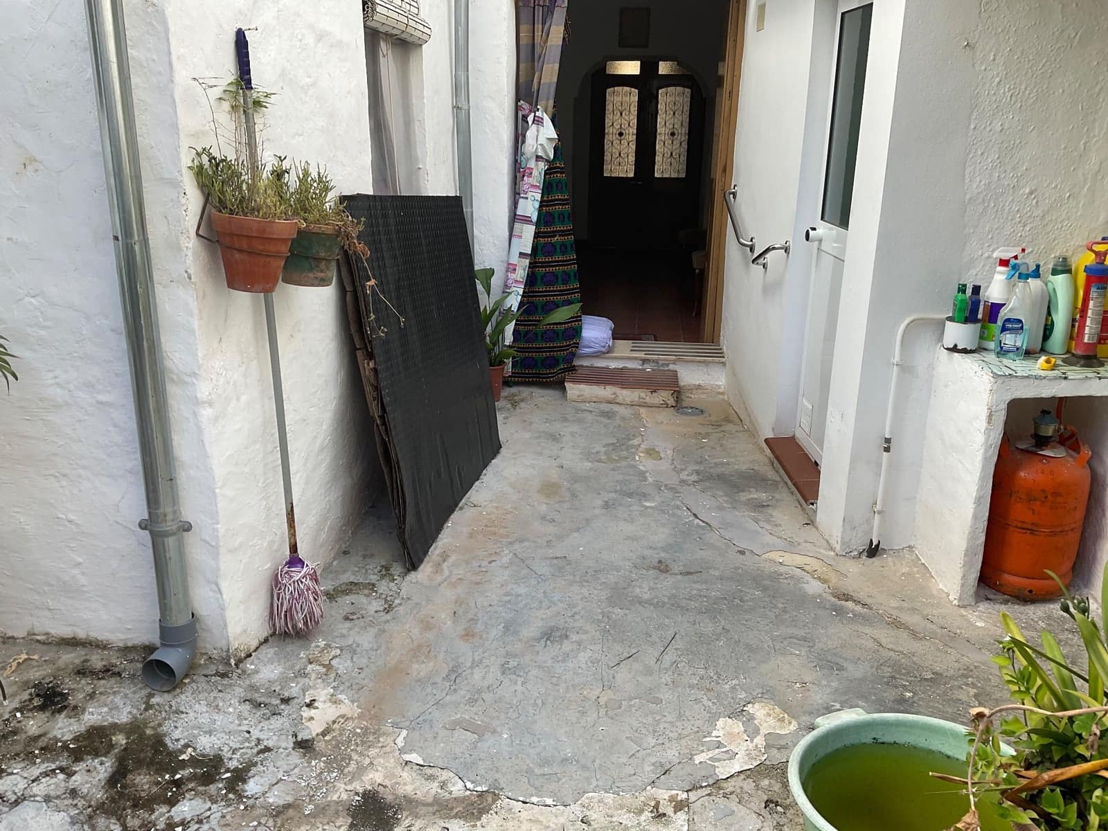 3 soveværelse Villa til salg i Antequera - € 96.000 (Ref: 9226173)