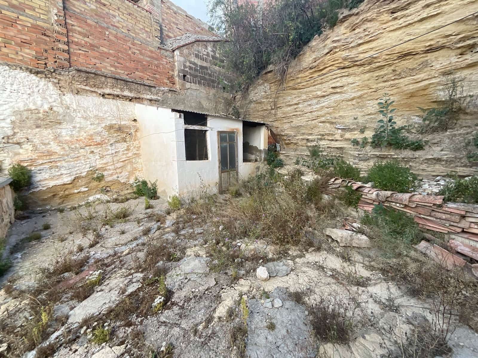 3 soveværelse Villa til salg i Antequera - € 96.000 (Ref: 9226173)