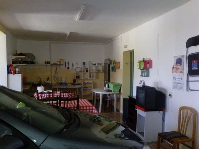 3 soveværelse Villa til salg i Antequera med garage - € 180.000 (Ref: 9228148)