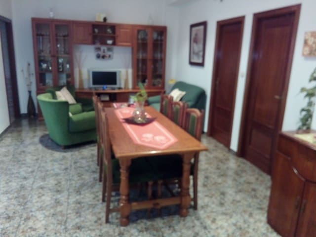 3 soveværelse Villa til salg i Antequera med garage - € 180.000 (Ref: 9228148)