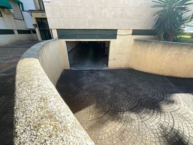 Garaż na sprzedaż w Antequera - 14 000 € (Ref: 9228149)