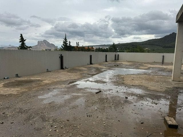 Erhverv til leje i Antequera - € 7.000 (Ref: 9228153)