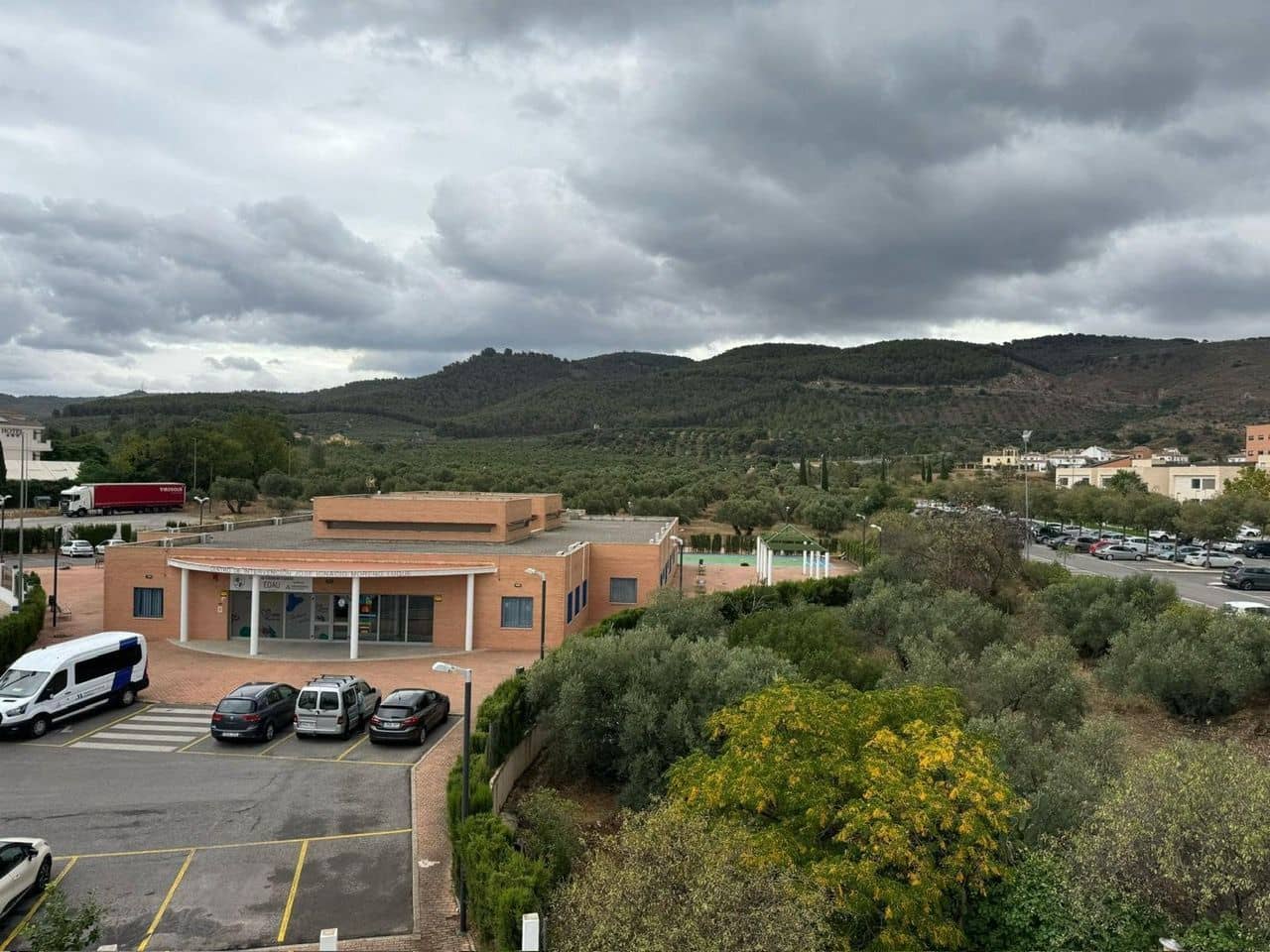 Erhverv til leje i Antequera - € 7.000 (Ref: 9228153)