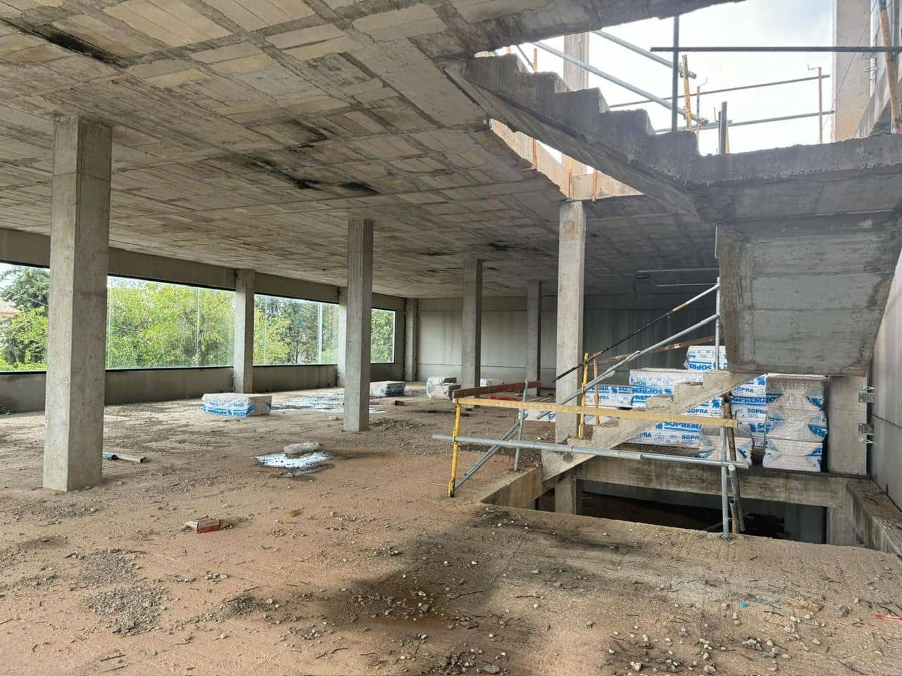 Erhverv til leje i Antequera - € 7.000 (Ref: 9228153)