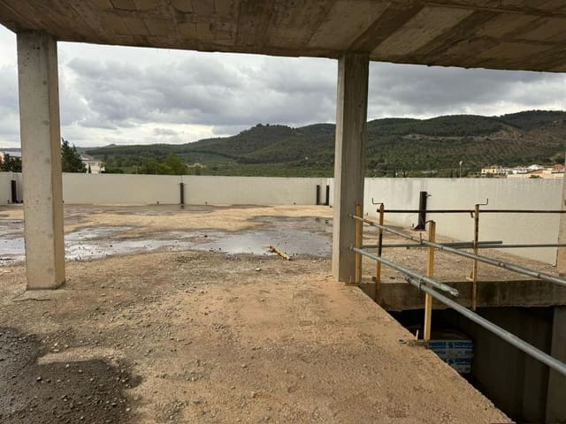 Erhverv til leje i Antequera - € 7.000 (Ref: 9228153)