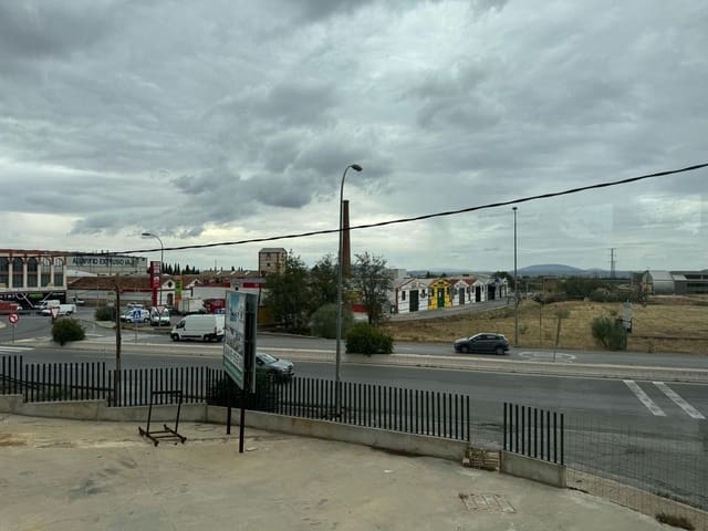 Erhverv til leje i Antequera - € 7.000 (Ref: 9228153)