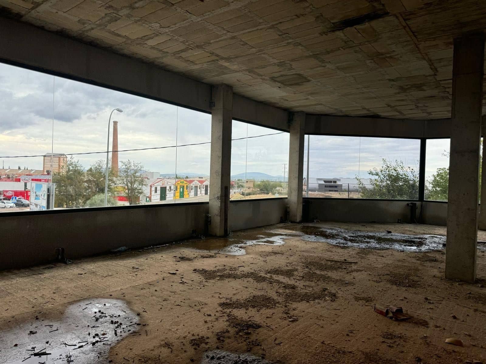 Erhverv til leje i Antequera - € 7.000 (Ref: 9228153)