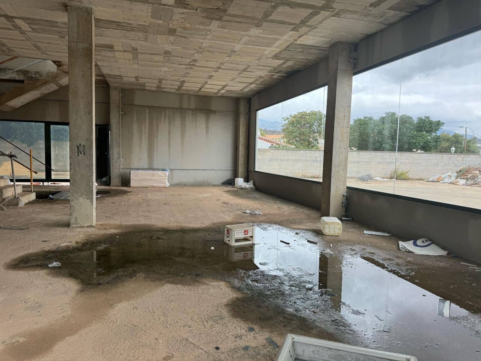 Erhverv til leje i Antequera - € 7.000 (Ref: 9228153)