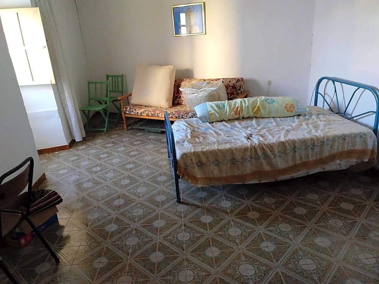 4 soveværelse Villa til salg i Antequera med garage - € 125.000 (Ref: 9228154)