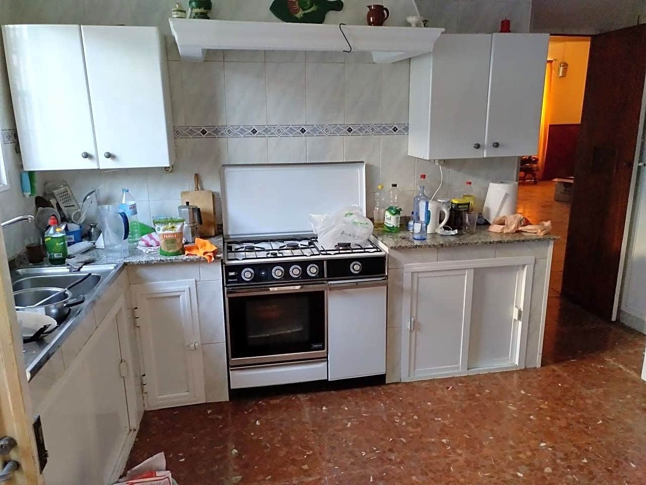 4 soveværelse Villa til salg i Antequera med garage - € 125.000 (Ref: 9228154)