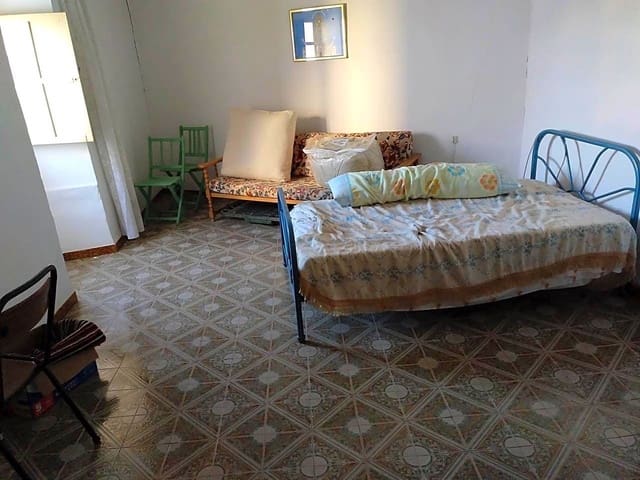 4 soveværelse Villa til salg i Antequera med garage - € 125.000 (Ref: 9228154)