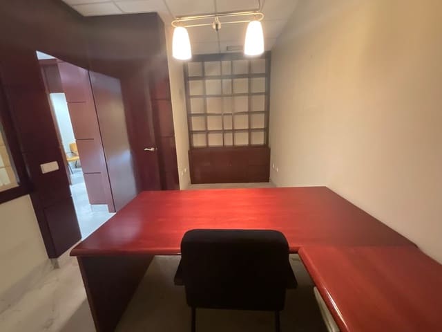 Oficina en Antequera en alquiler - 500 € (Ref: 9228156)