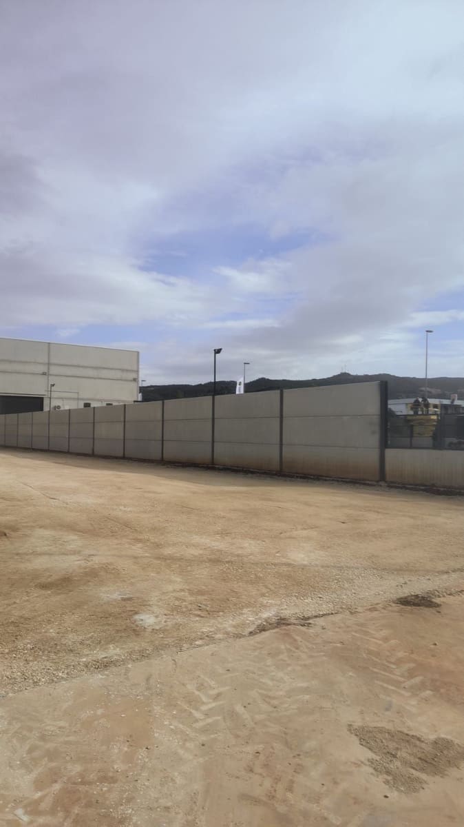 Grunde uden byggetilladelser til leje i Antequera - € 1.500 (Ref: 9228160)