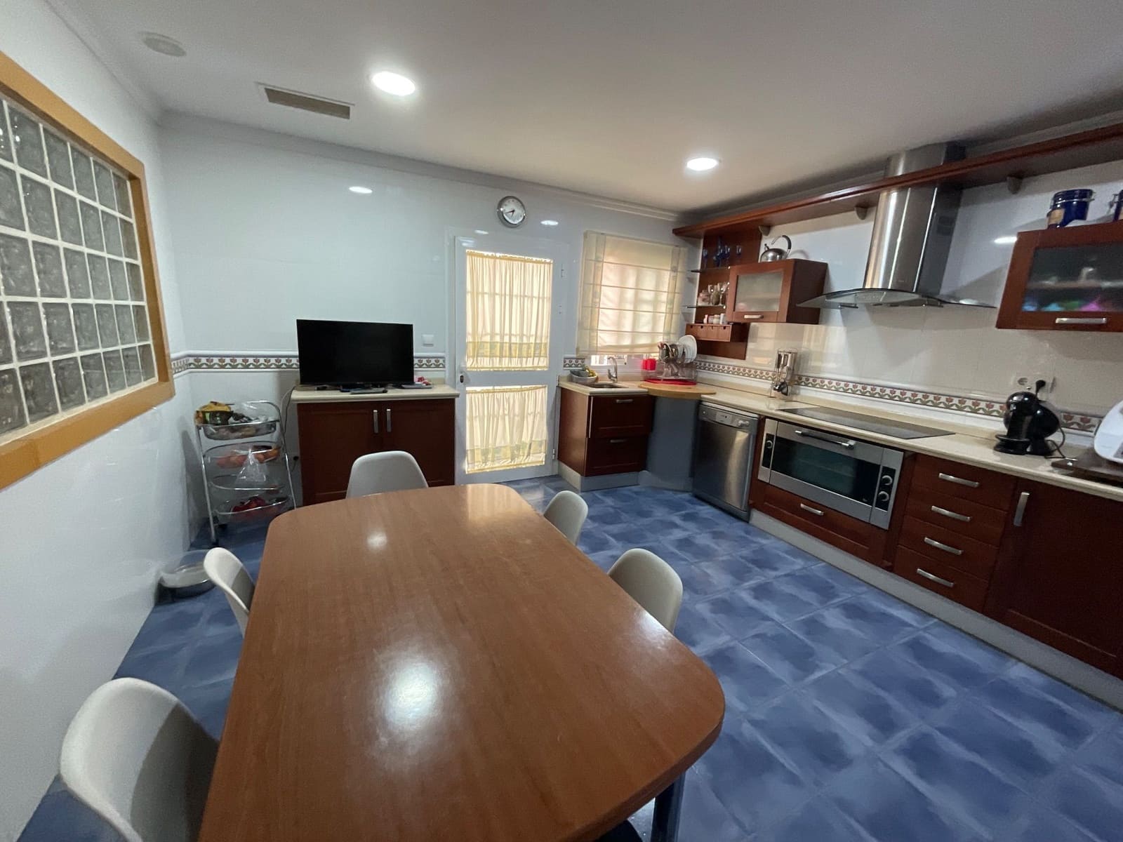 4 soverom Villa til salgs i Villanueva de la Concepcion med garasje - € 260 000 (Ref: 9228161)