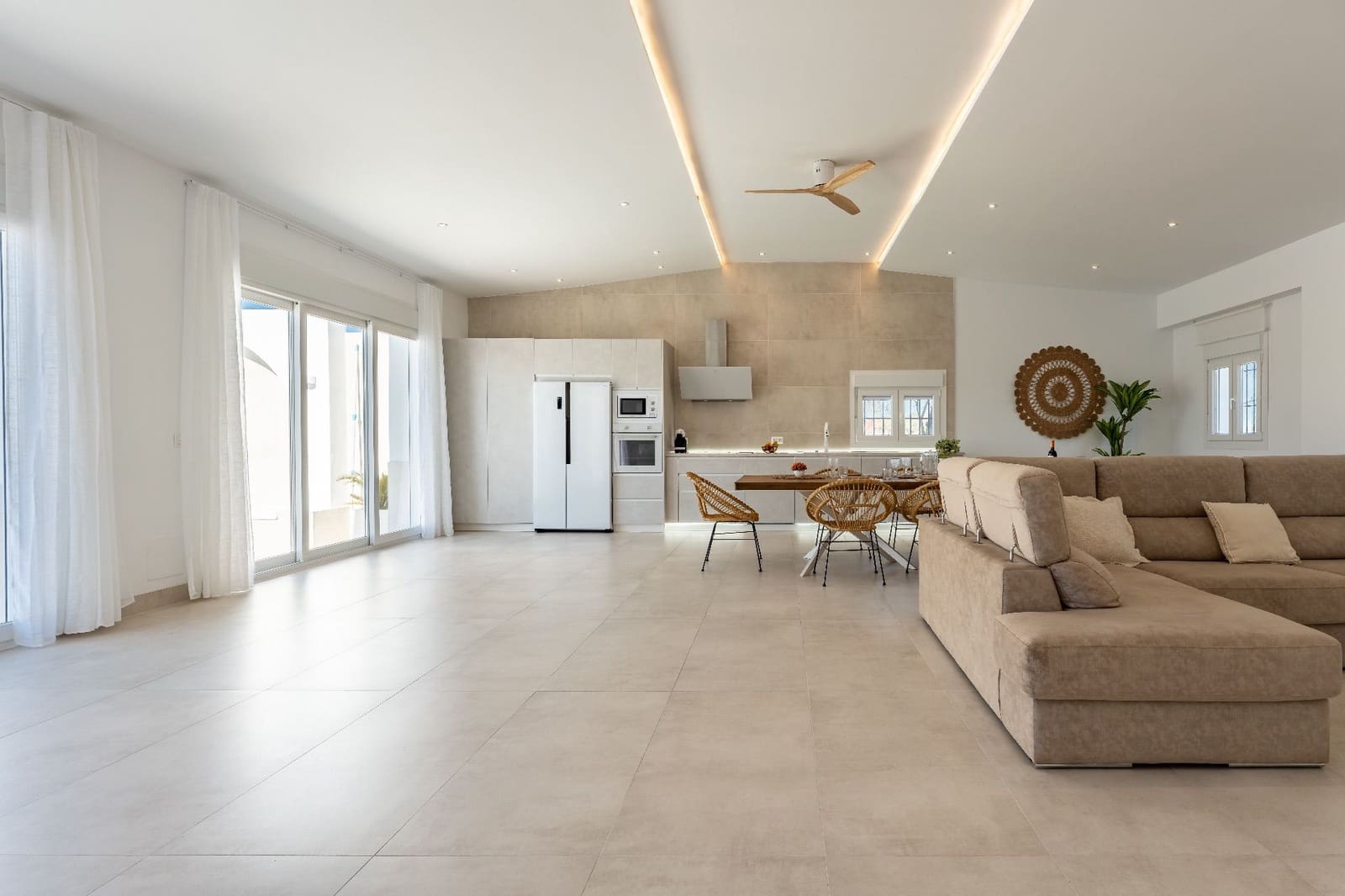 7 soveværelse Finca/Landehus til salg i Antequera med swimmingpool garage - € 790.000 (Ref: 9232164)