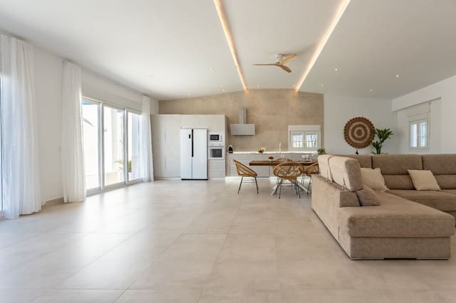 7 makuuhuone Maalaistalo myytävänä paikassa Antequera mukana uima-altaan 
autotalli - 790 000 € (Ref: 9232164)