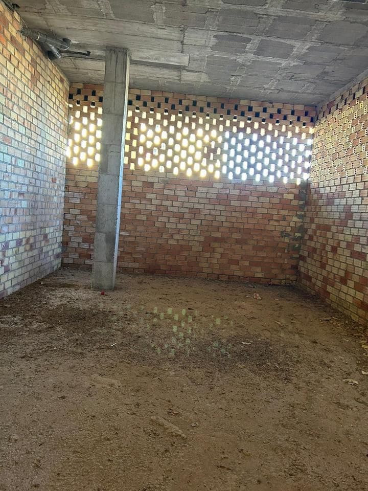 Erhverv til salg i Antequera med garage - € 127.000 (Ref: 9232166)