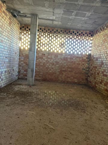 Erhverv til salg i Antequera med garage - € 127.000 (Ref: 9232166)