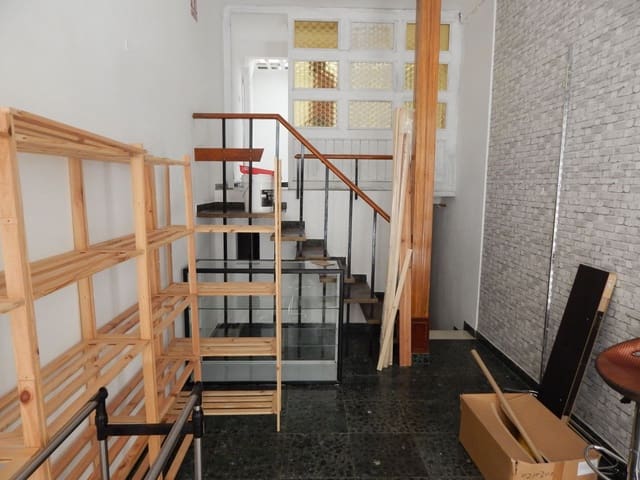 Erhverv til leje i Antequera - € 475 (Ref: 9232169)